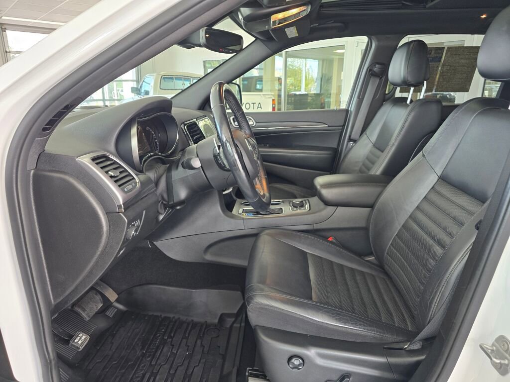 Used 2020 Jeep Grand Cherokee Limited X image 19