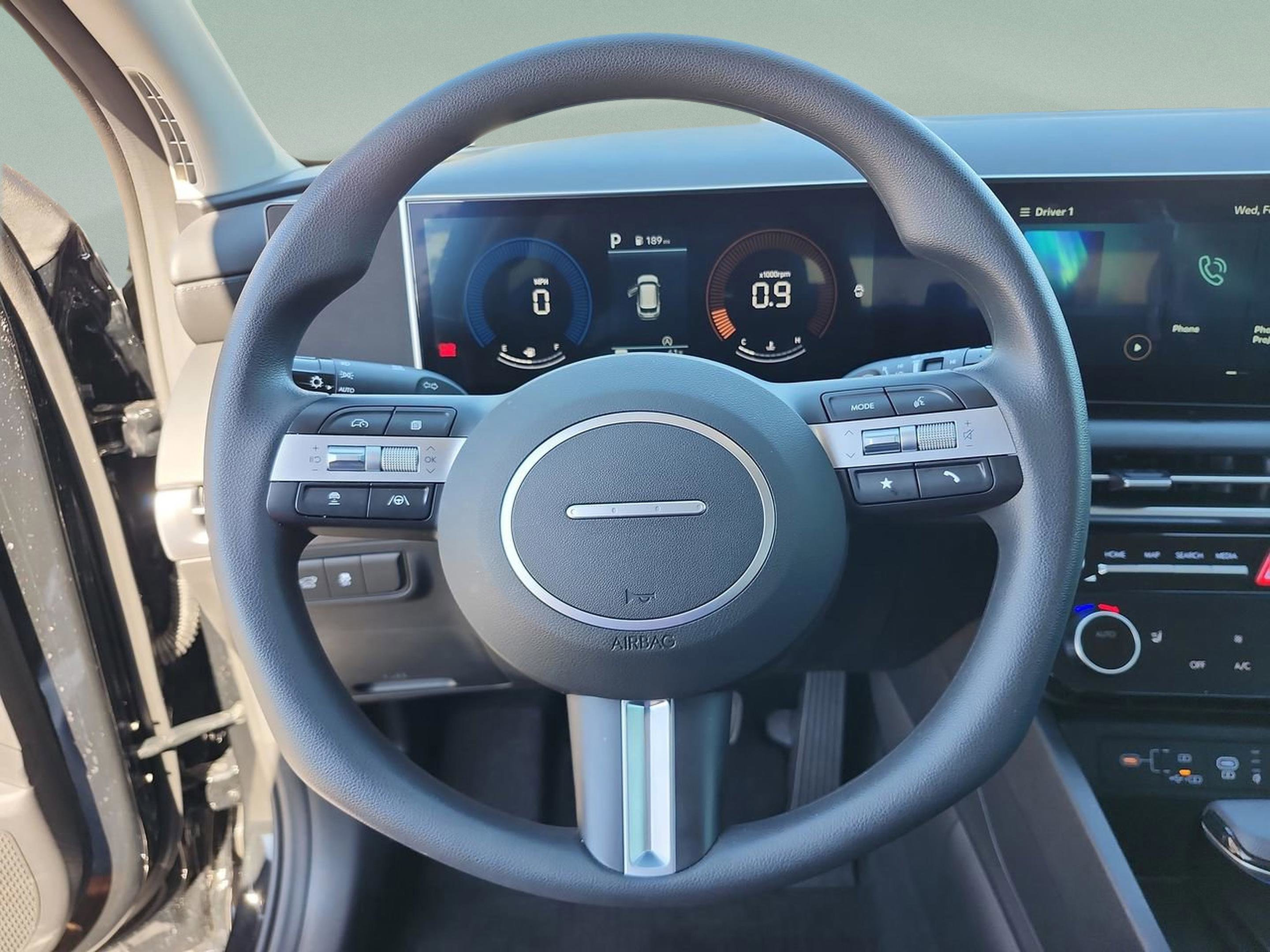 Certified 2025 Hyundai Tucson SEL image 9