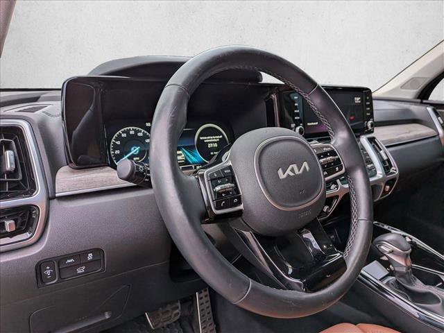 Used 2022 Kia Sorento SX Prestige w/ Rust Color Package AWD/4WD image 9