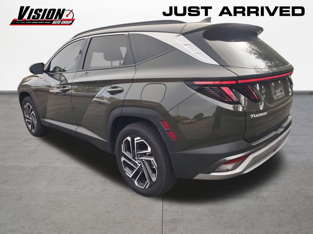 Used 2025 Hyundai Tucson Limited AWD/4WD image 3