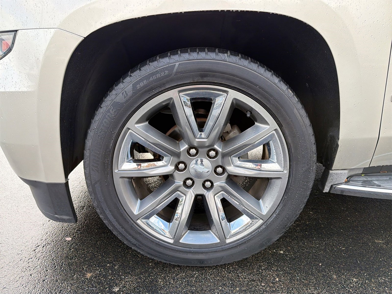 Used 2016 Chevrolet Suburban LTZ image 28