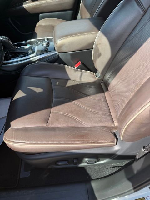 Used 2020 INFINITI QX60 Luxe w/ Essential Package FWD image 14