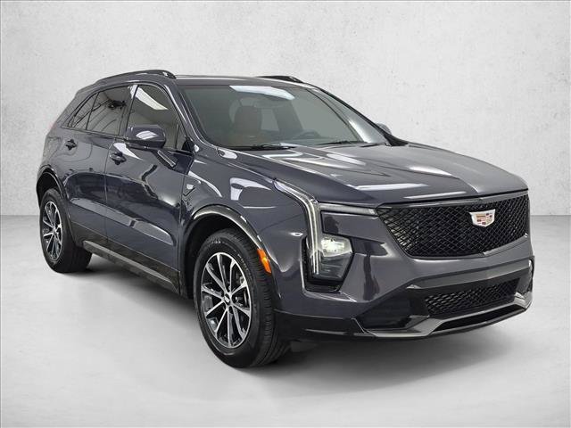 Used 2024 Cadillac XT4 Sport FWD image 3