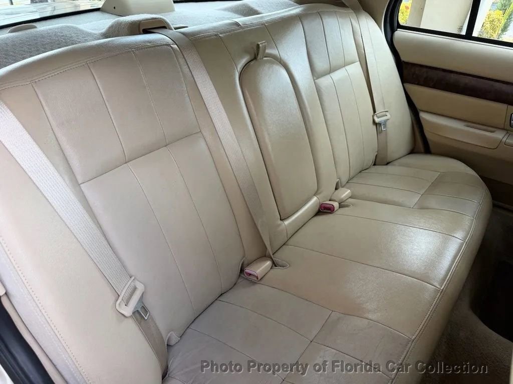 Used 2010 Mercury Grand Marquis LS image 29