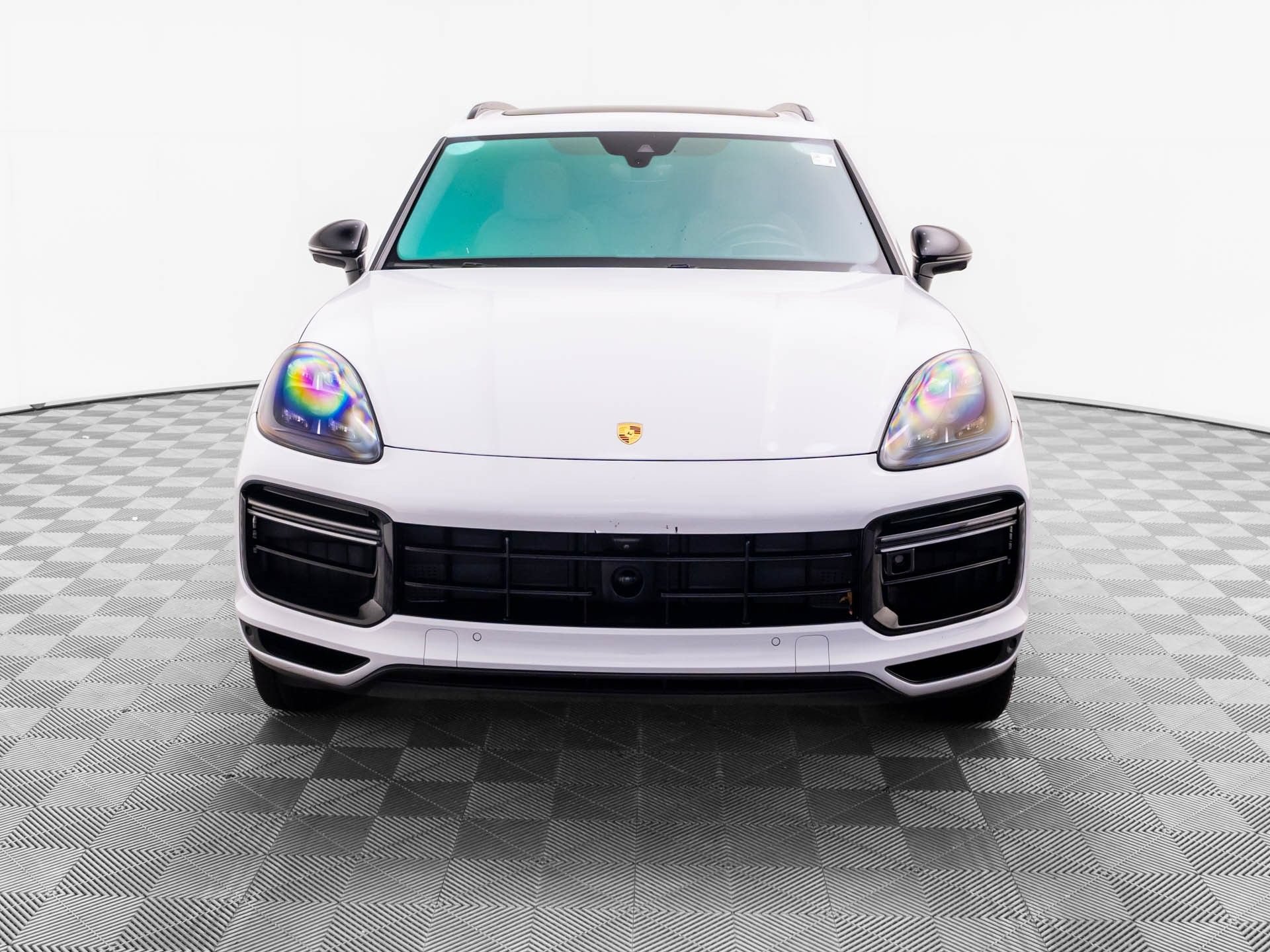 Used 2023 Porsche Cayenne Turbo S AWD/4WD image 9