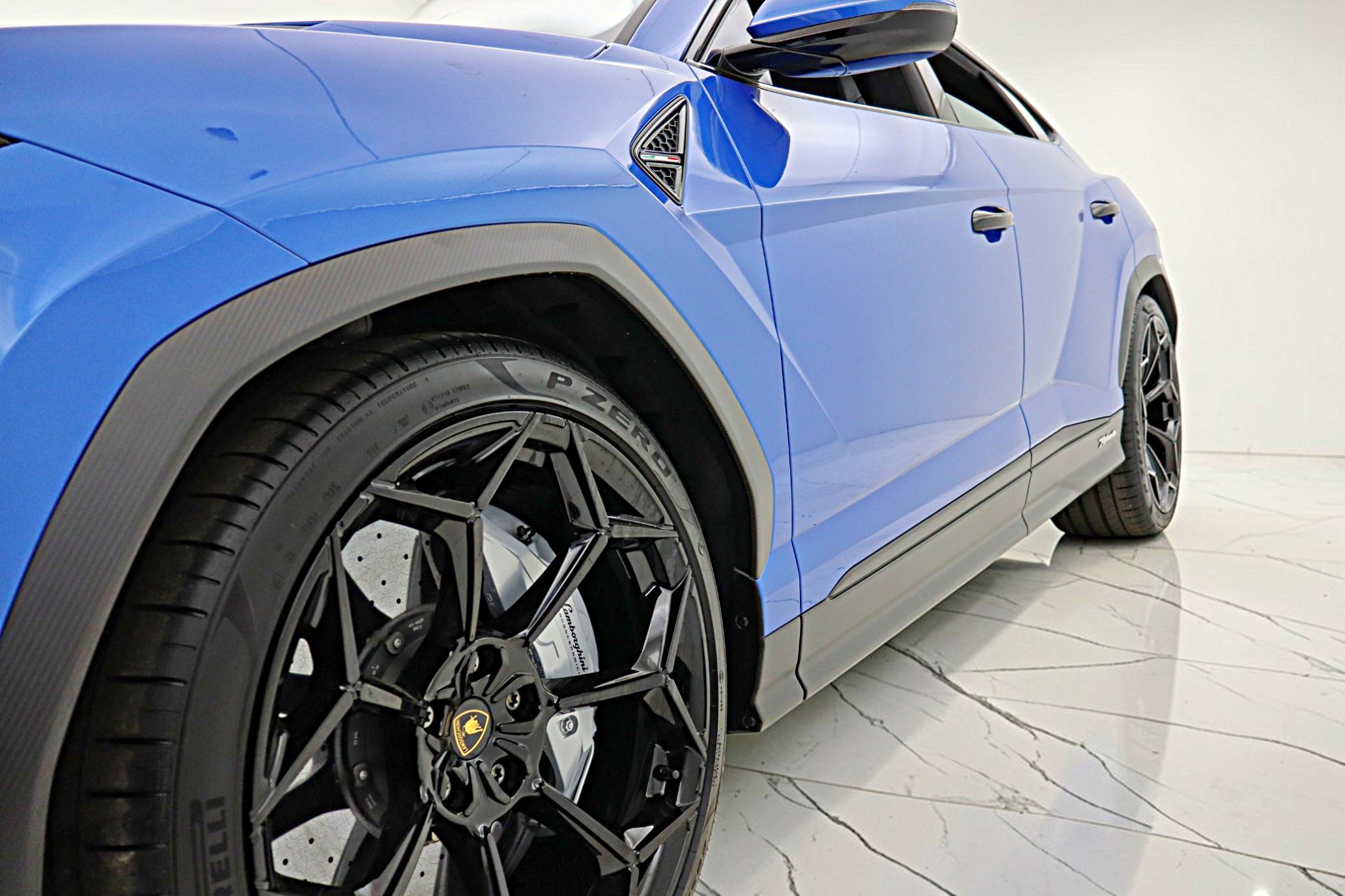 Used 2024 Lamborghini Urus Performante image 25