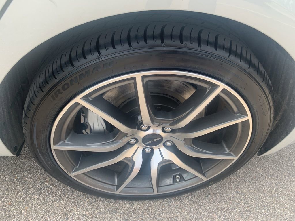 Used 2025 Genesis G70 2.5T AWD/4WD image 31