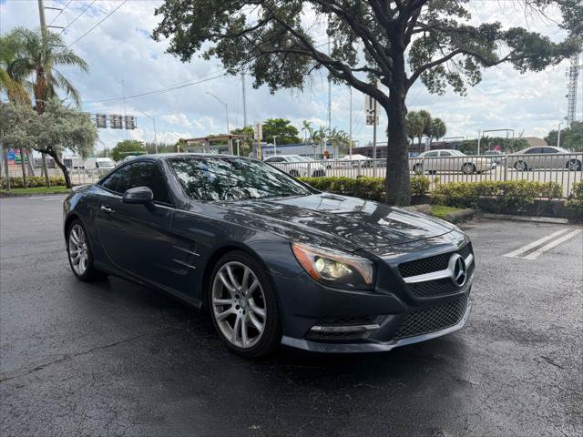 Used 2013 Mercedes-Benz SL 550 image 9