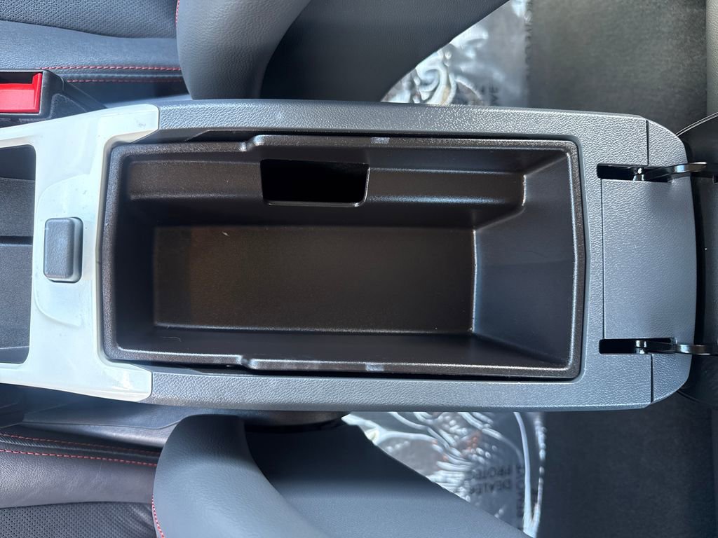 Used 2020 Chevrolet Bolt Premier w/ Infotainment Package image 25