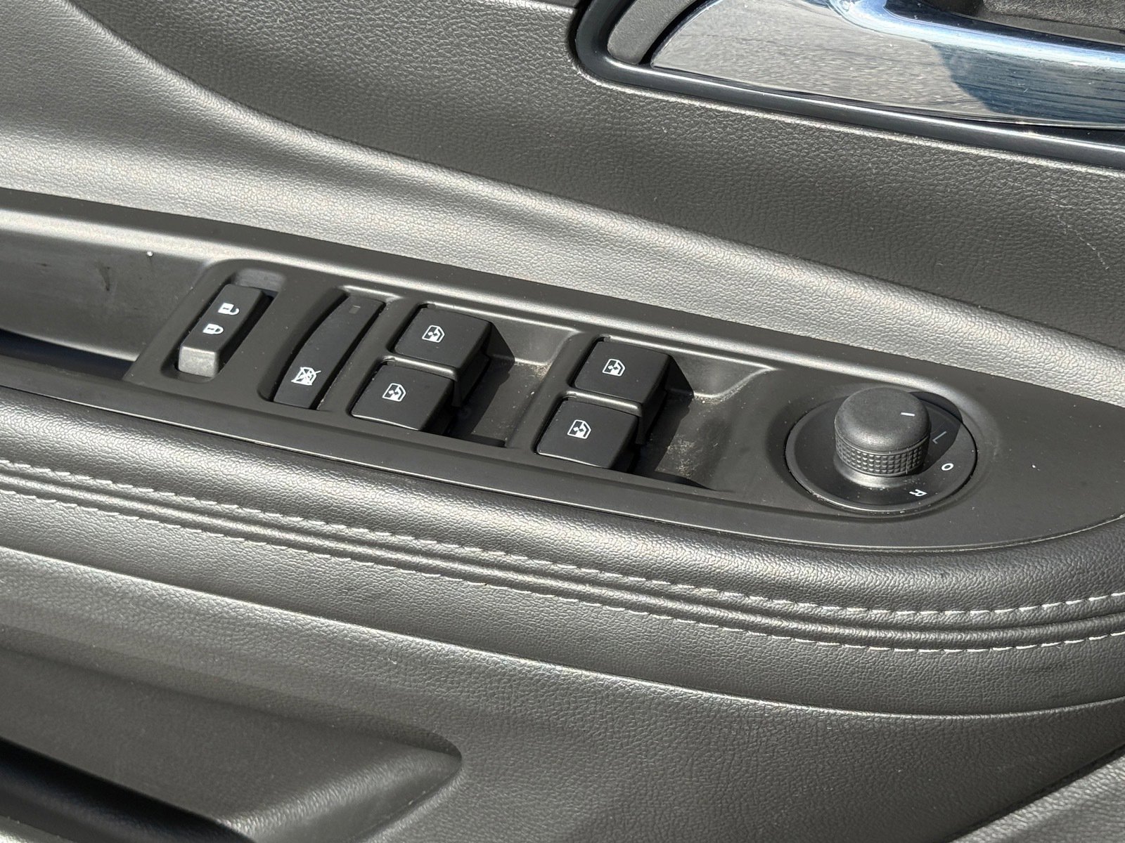 Used 2021 Buick Encore Preferred FWD image 25