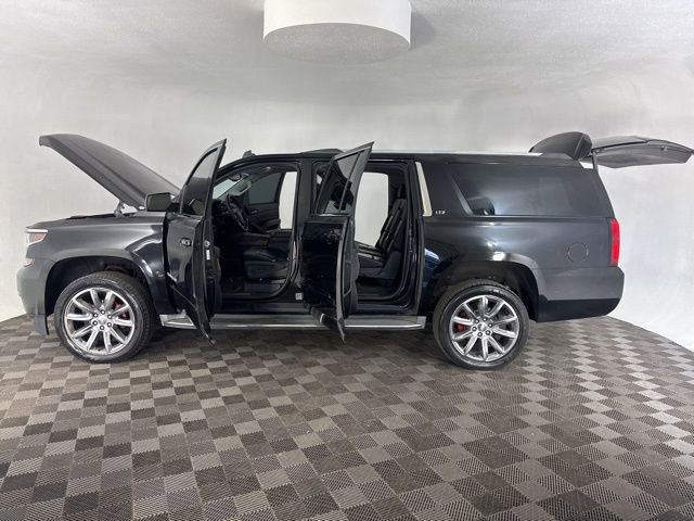 Used 2015 Chevrolet Suburban LTZ image 10