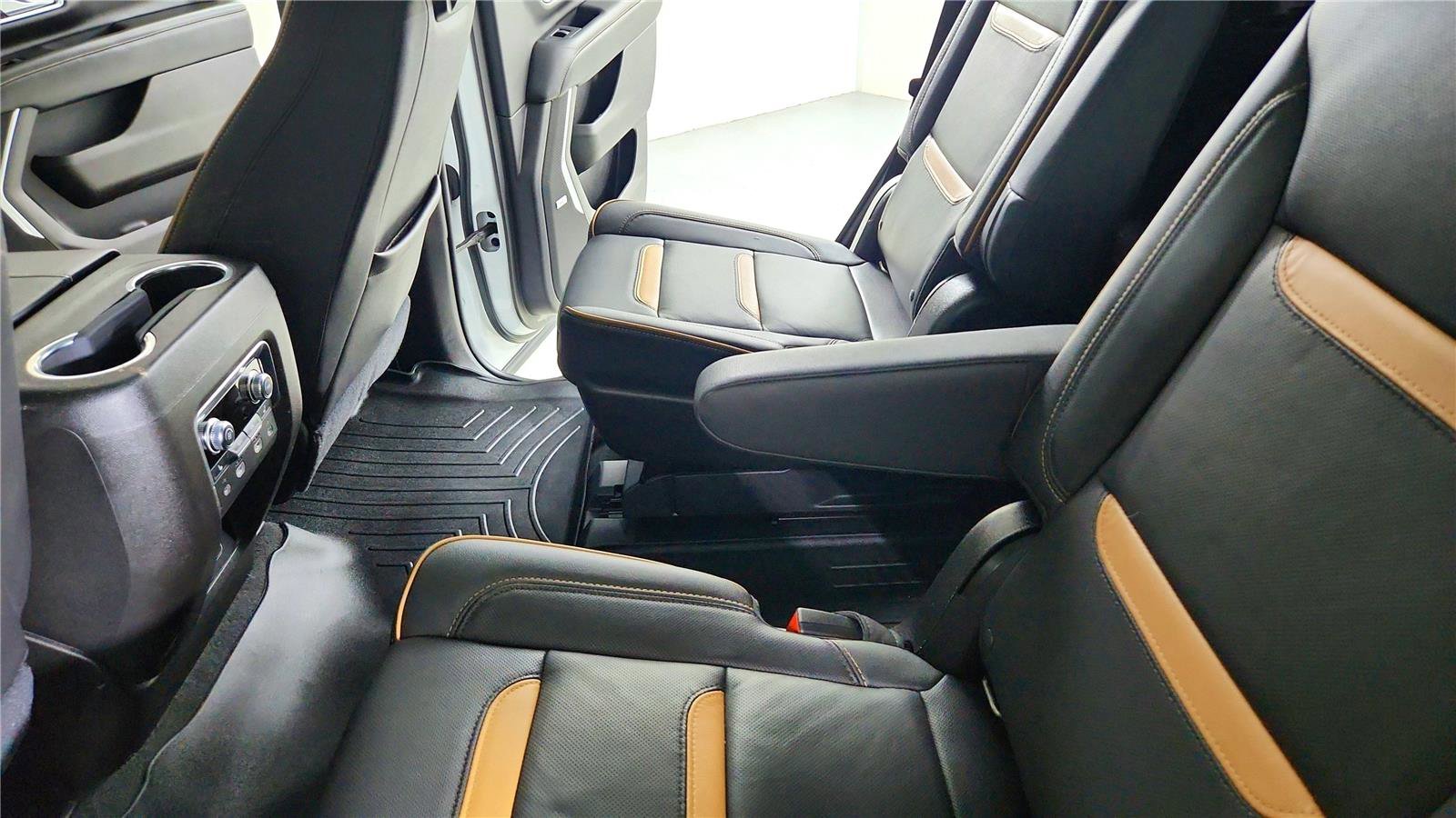 Used 2021 GMC Yukon AT4 w/ AT4 Premium Plus Package image 36