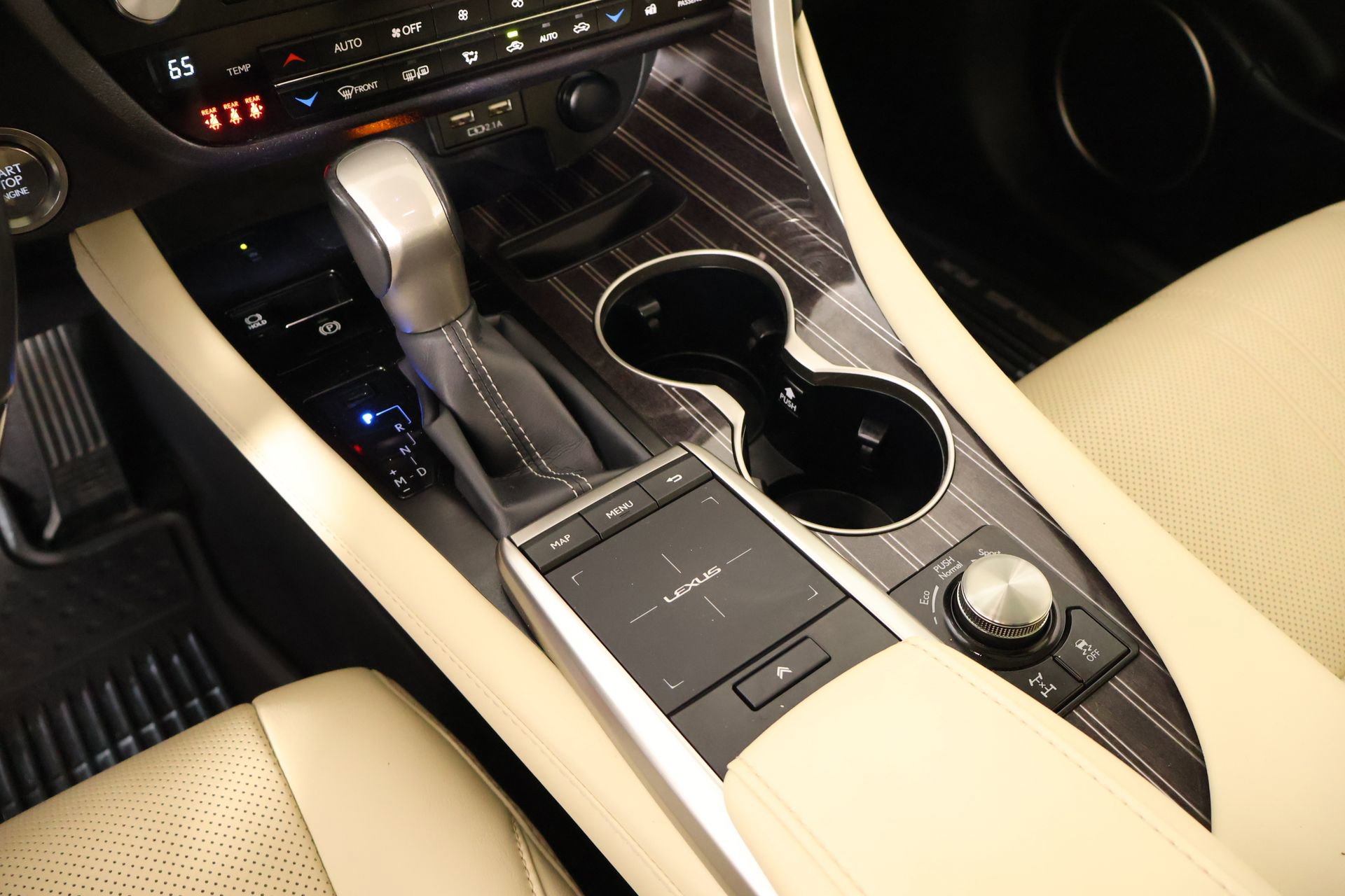 Used 2022 Lexus RX 350 AWD w/ Luxury Package image 9