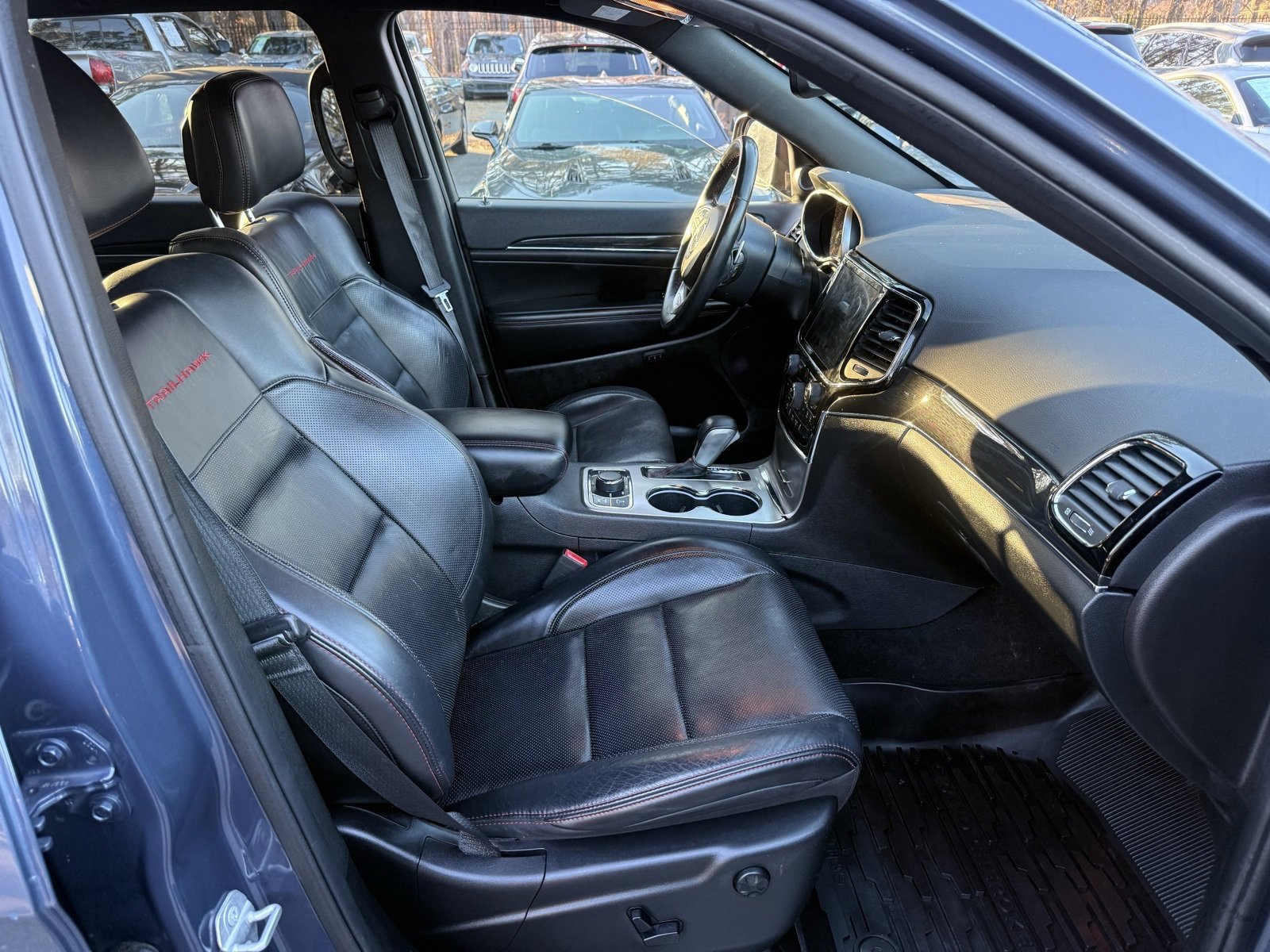 Used 2019 Jeep Grand Cherokee Trailhawk w/ Trailhawk Luxury Group image 23