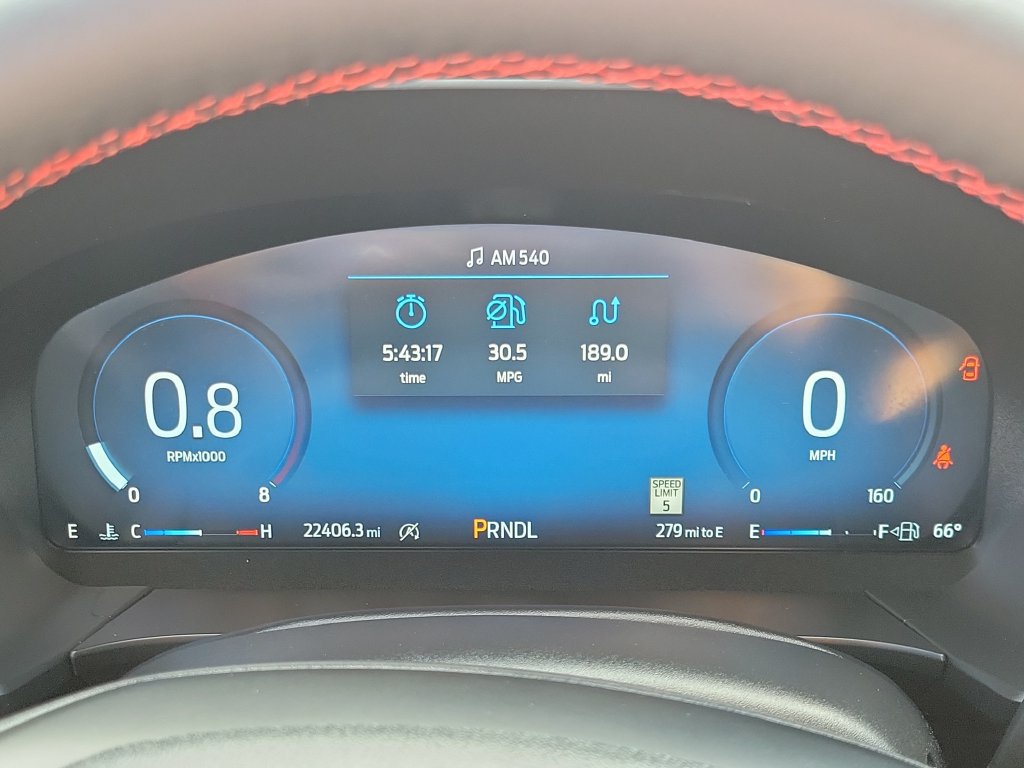 Used 2024 Ford Escape ST-Line Elite w/ Premium Technology Package AWD/4WD image 26