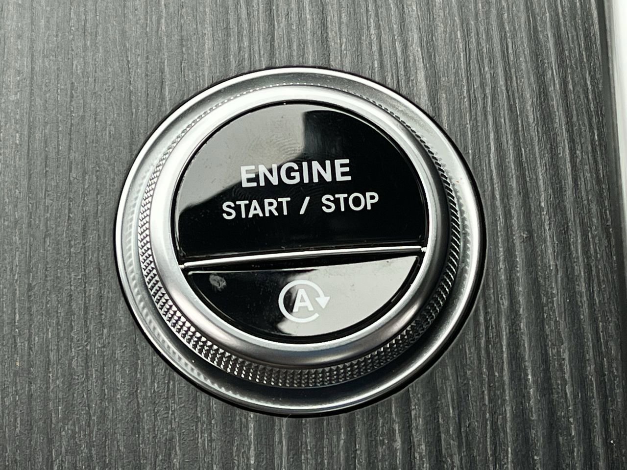 Used 2024 Mercedes-Benz CLE 300 4MATIC Coupe image 19