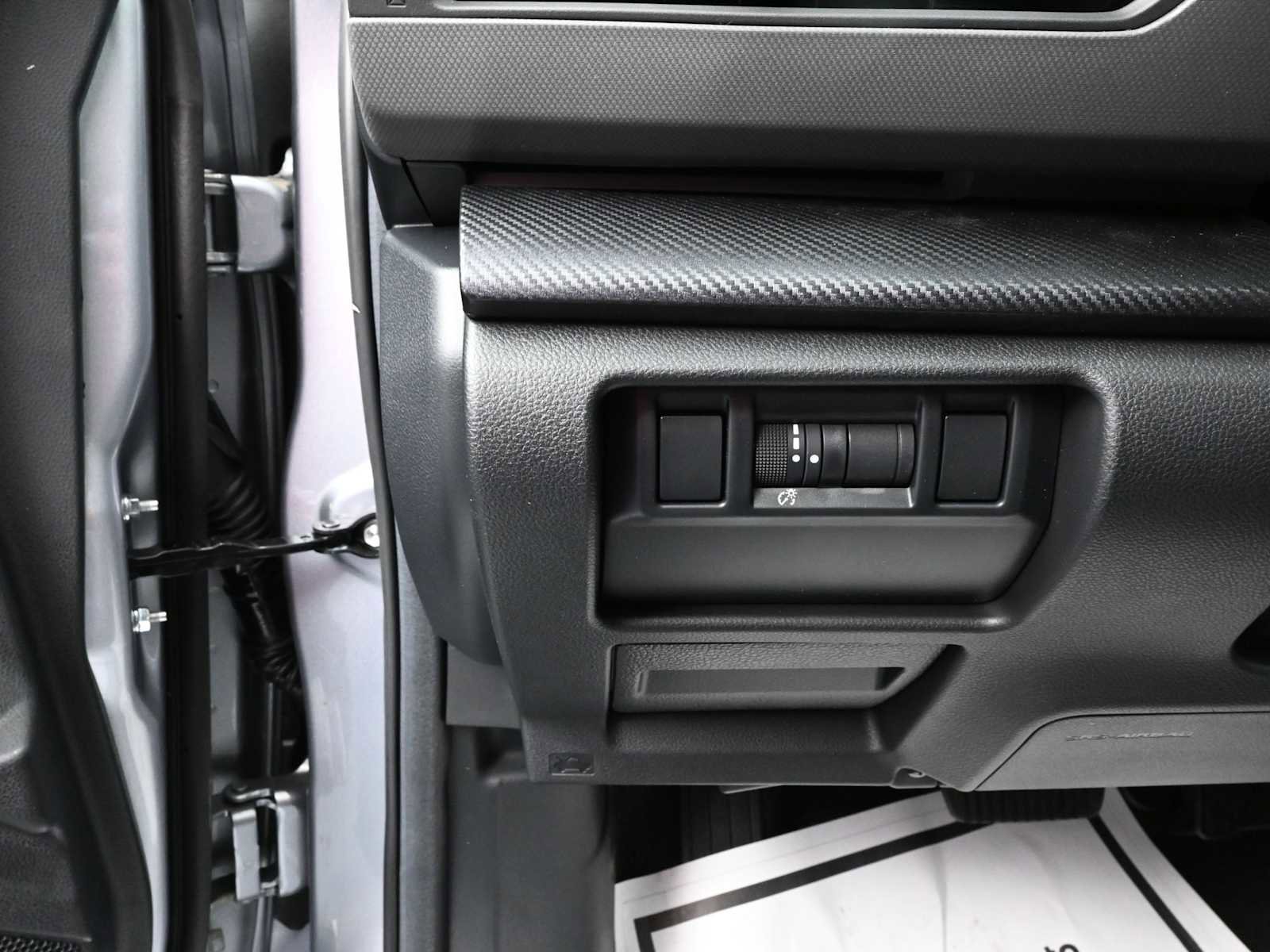 Used 2025 Subaru Crosstrek 2.5i Wilderness w/ Wilderness Package image 14