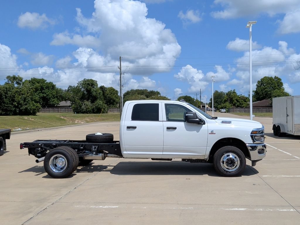 New 2026 RAM 3500 Tradesman w/ Chrome Appearance Group A AWD/4WD image 9
