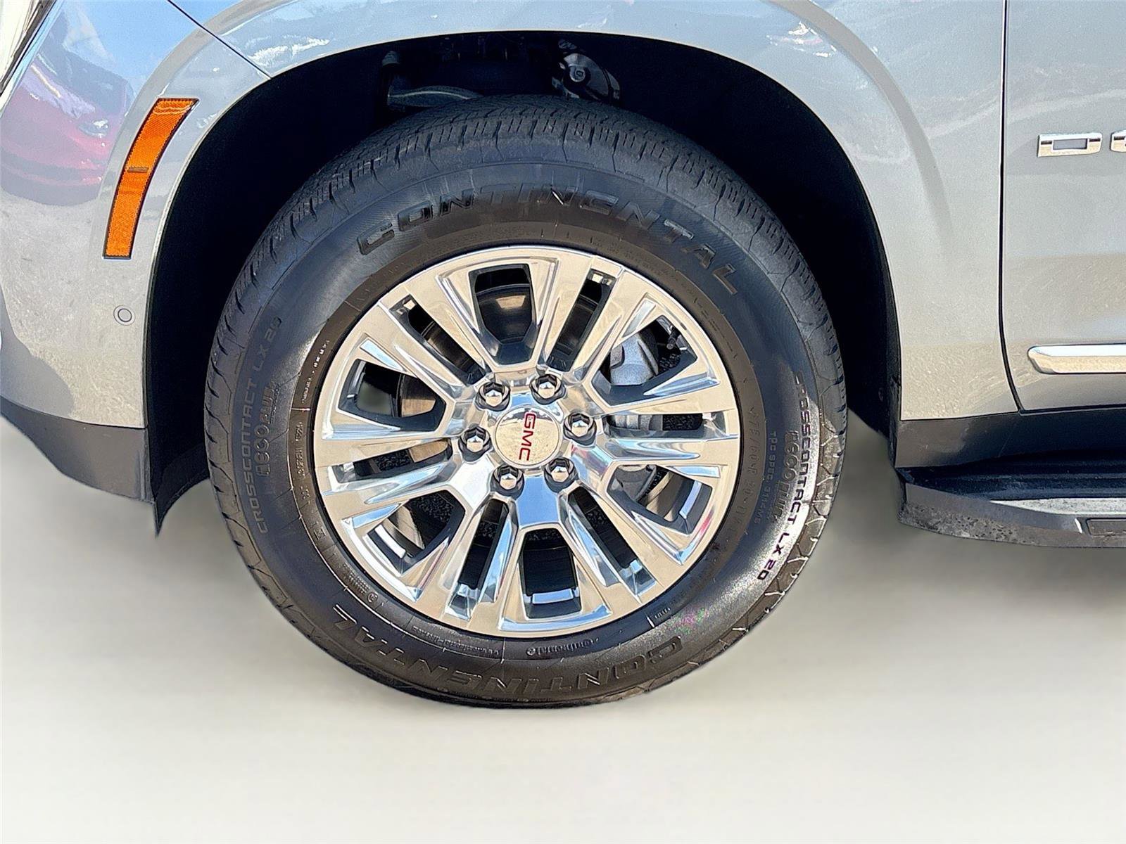 Used 2025 GMC Yukon Denali image 33