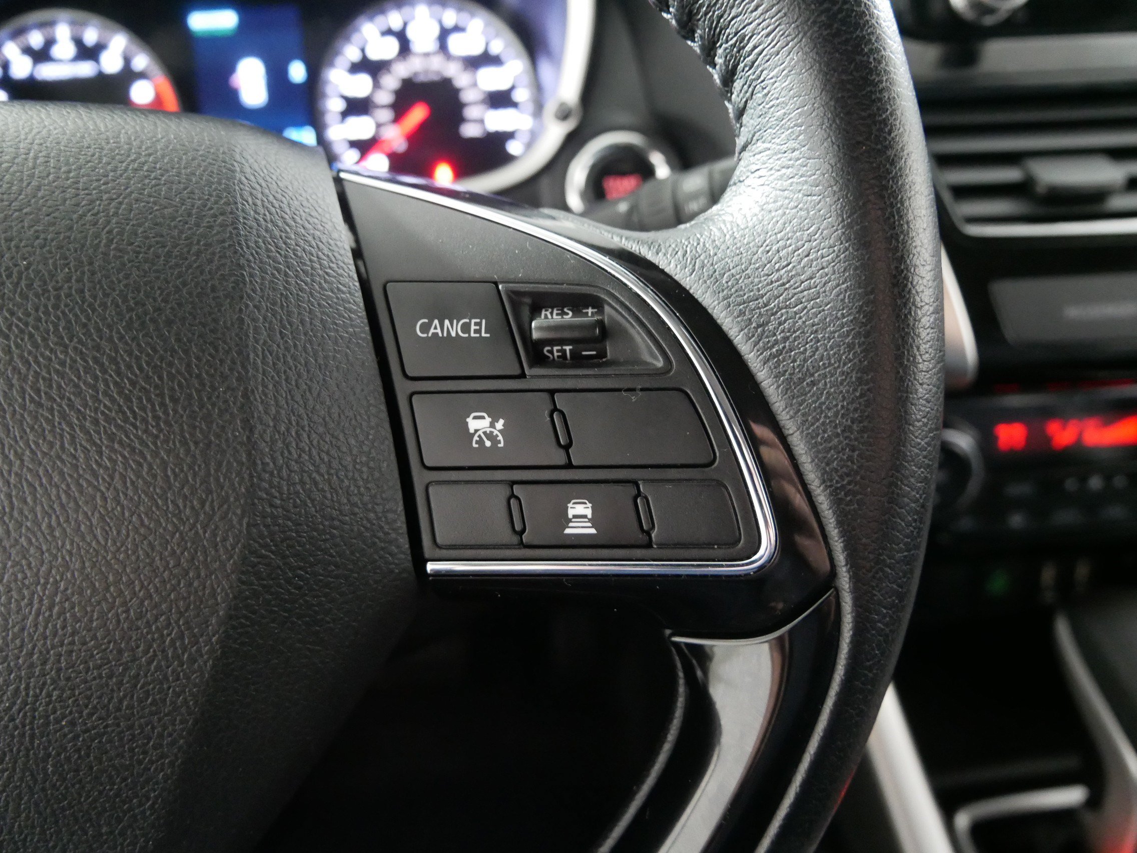 Used 2024 Mitsubishi Eclipse Cross SE AWD/4WD image 28