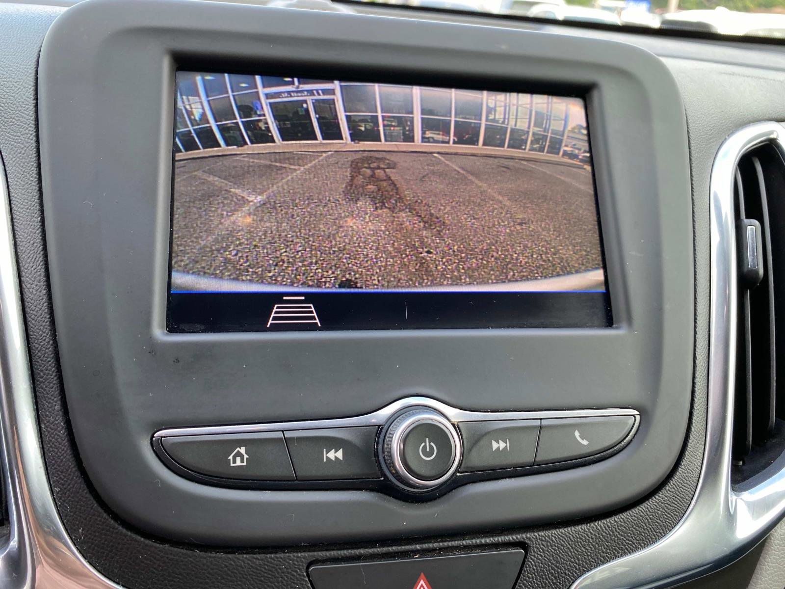 Used 2020 Chevrolet Equinox LT image 12