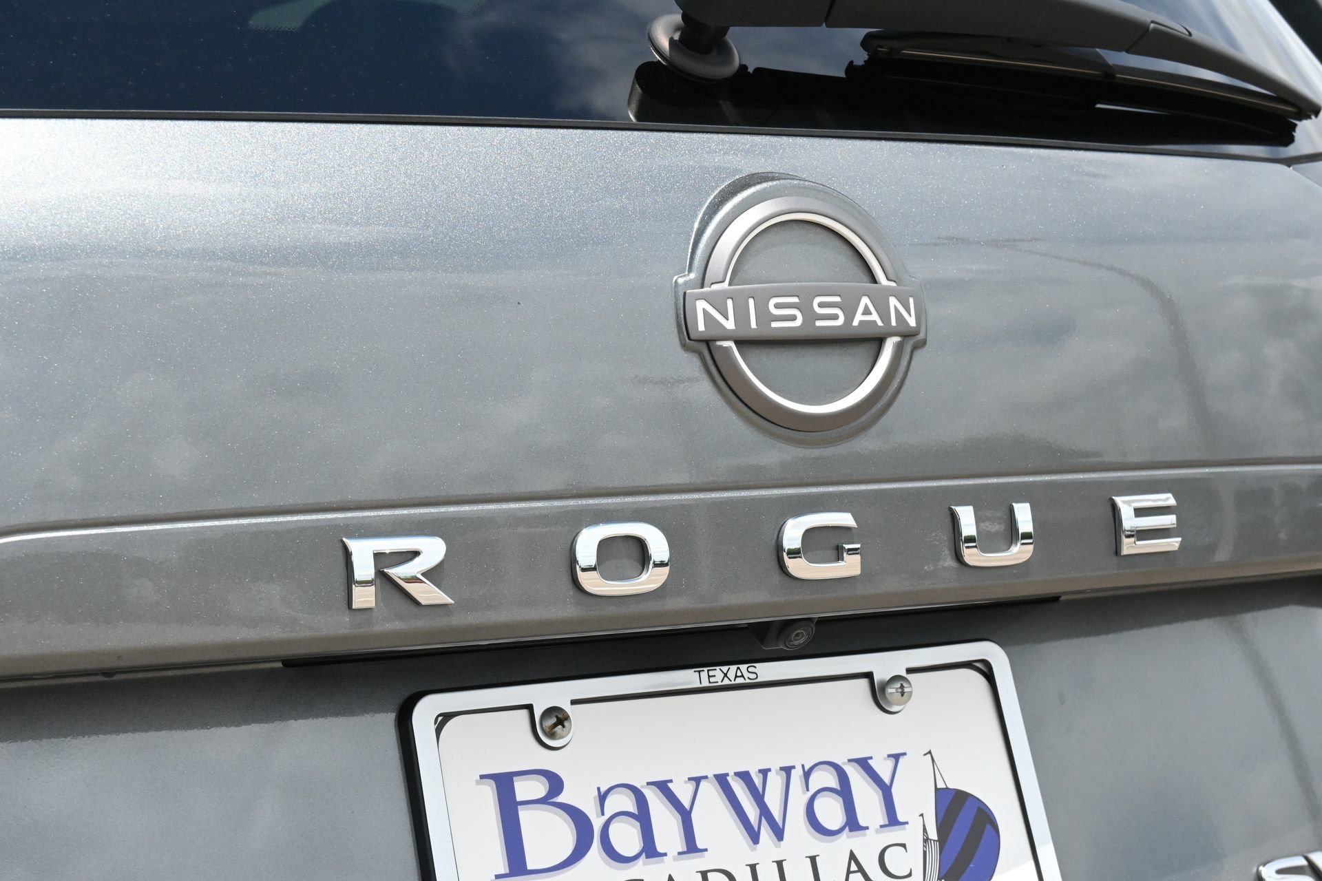 Used 2023 Nissan Rogue SV AWD/4WD image 21