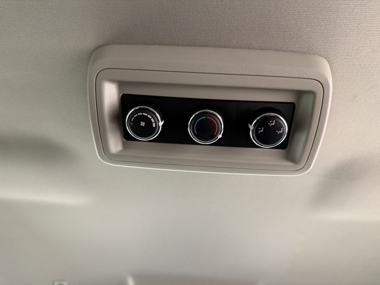 Used 2019 Dodge Journey SE w/ Connectivity Group image 14