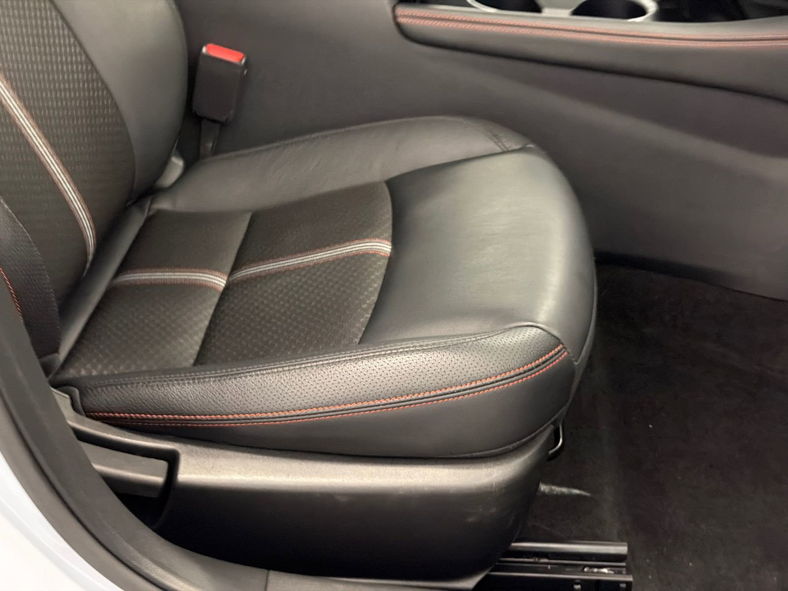 Used 2023 Nissan Altima 2.5 SR FWD image 10