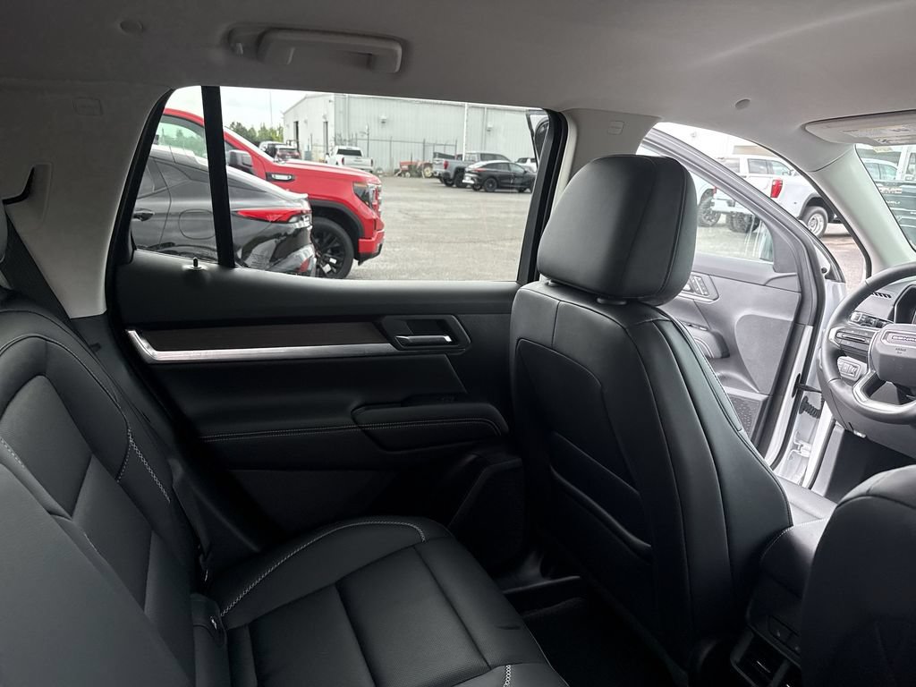 Certified 2026 GMC Terrain Denali AWD/4WD image 32