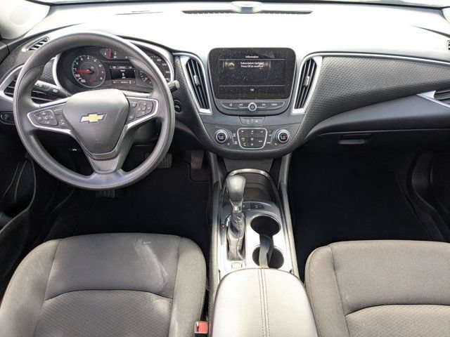 Used 2025 Chevrolet Malibu LT FWD image 12