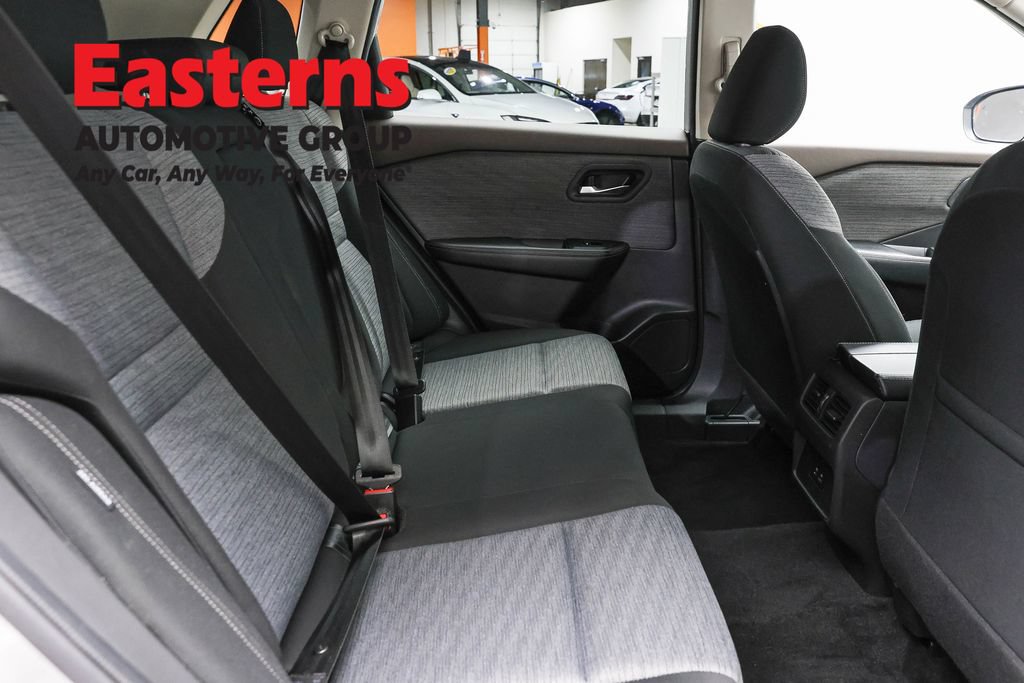 Used 2023 Nissan Rogue SV AWD/4WD image 79
