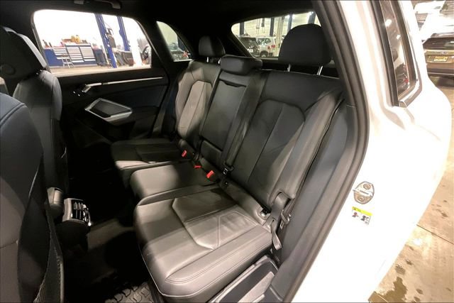 Certified 2023 Audi Q3 2.0T Premium w/ Convenience Package image 26