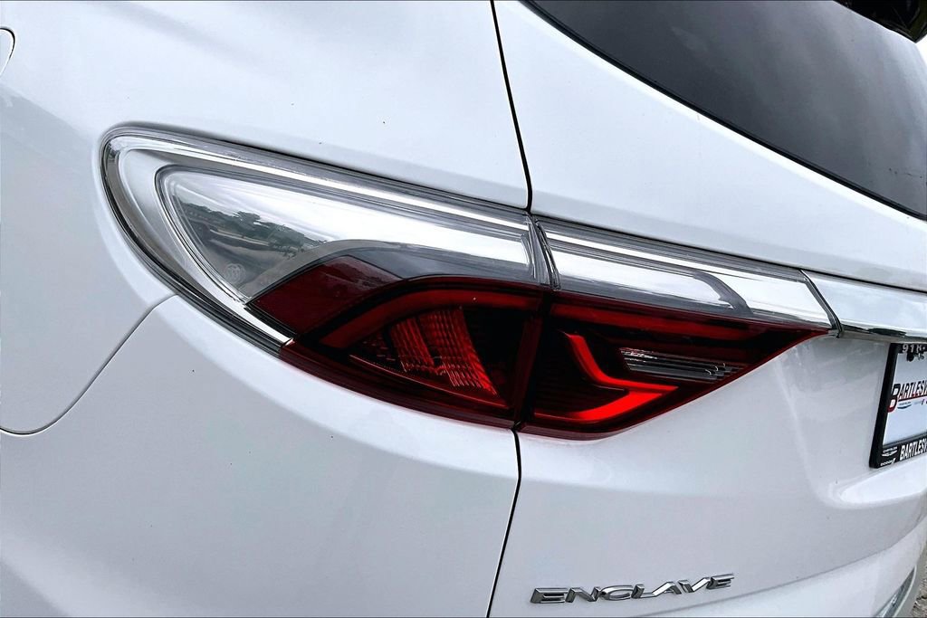 Used 2023 Buick Enclave Essence FWD image 25