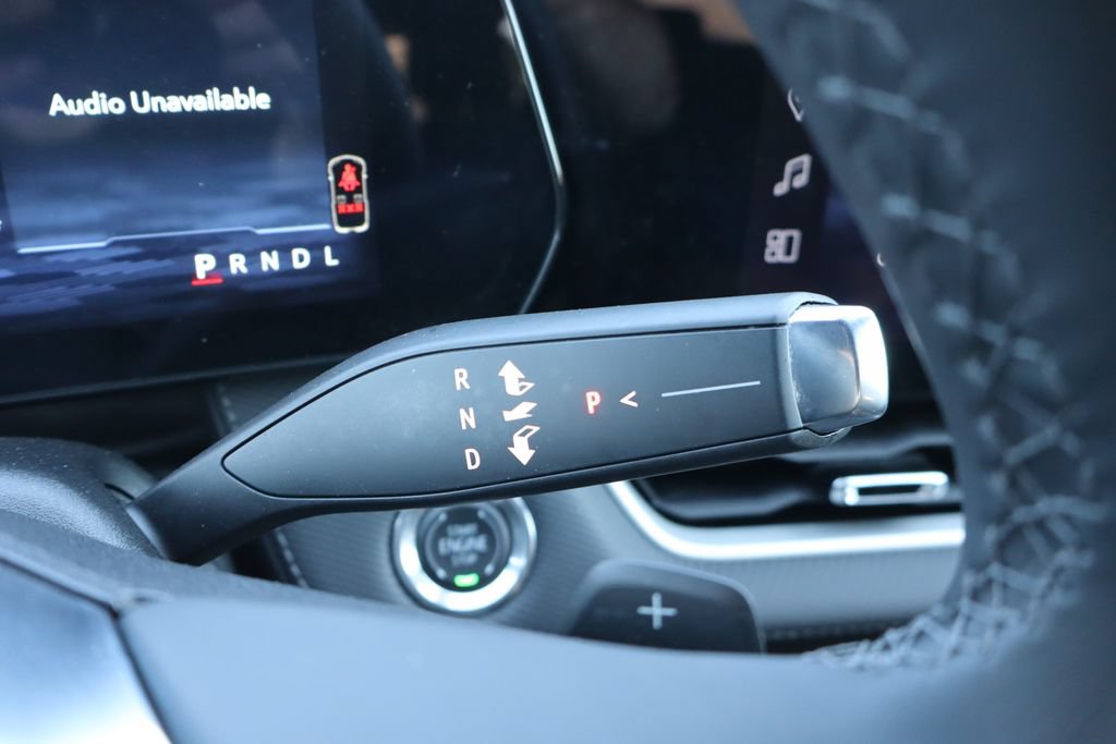 Used 2026 Chevrolet Equinox LT w/ Safety and Technology Package FWD image 9