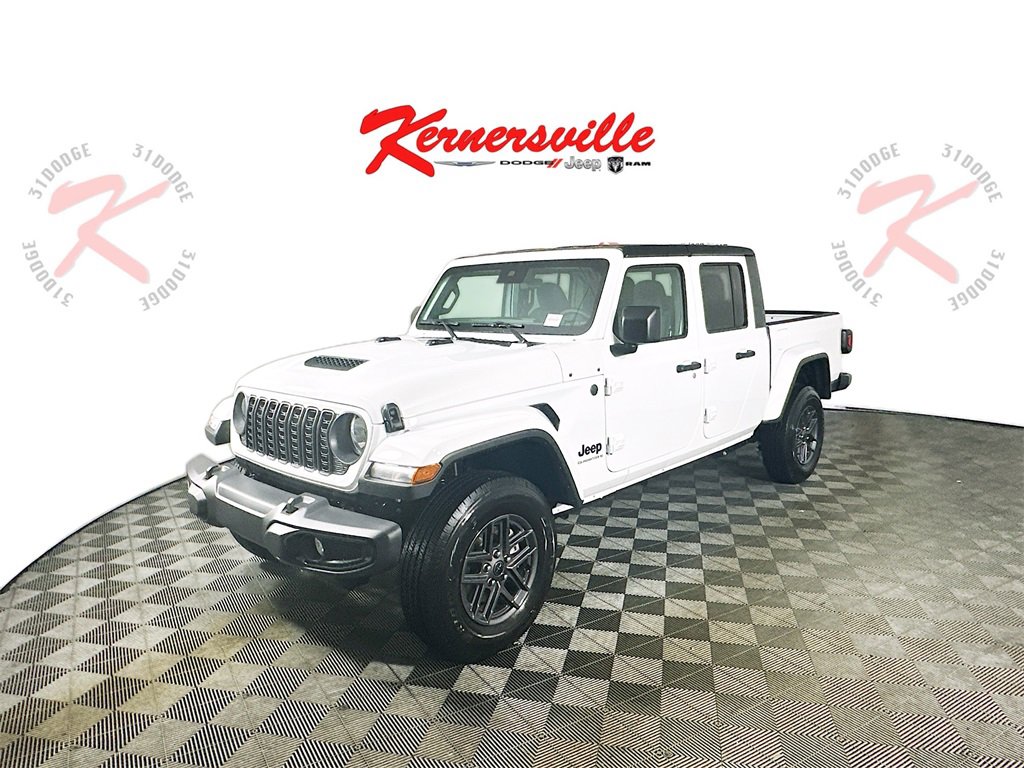 New 2025 Jeep Gladiator Sport image 3