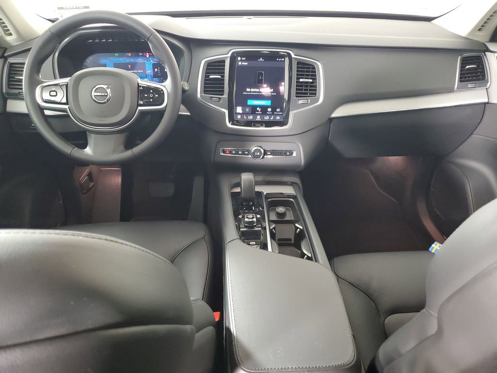Certified 2025 Volvo XC90 B5 Core AWD/4WD image 16