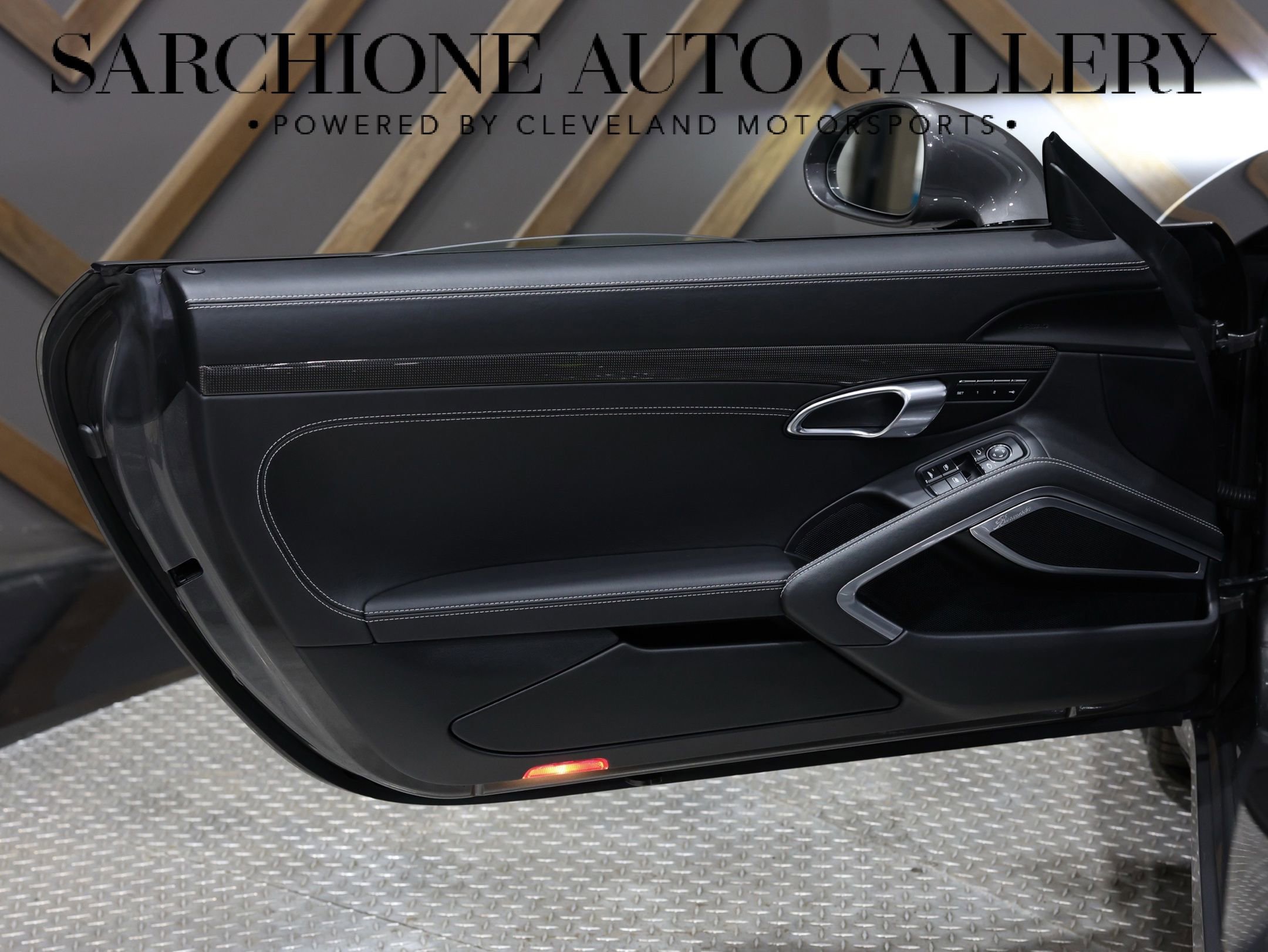 Used 2019 Porsche 911 Turbo S image 37