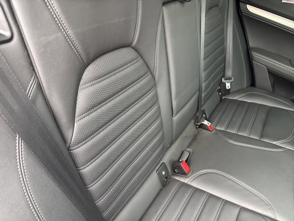 Used 2022 Alfa Romeo Stelvio Veloce image 58