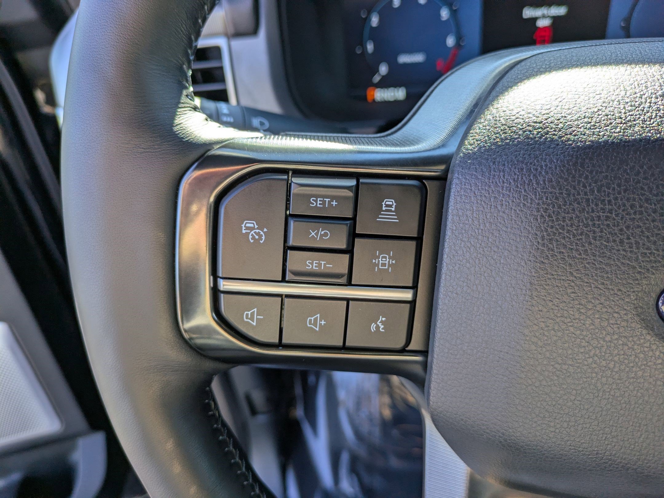 Used 2024 Ford F150 Platinum w/ Equipment Group 702A High image 18