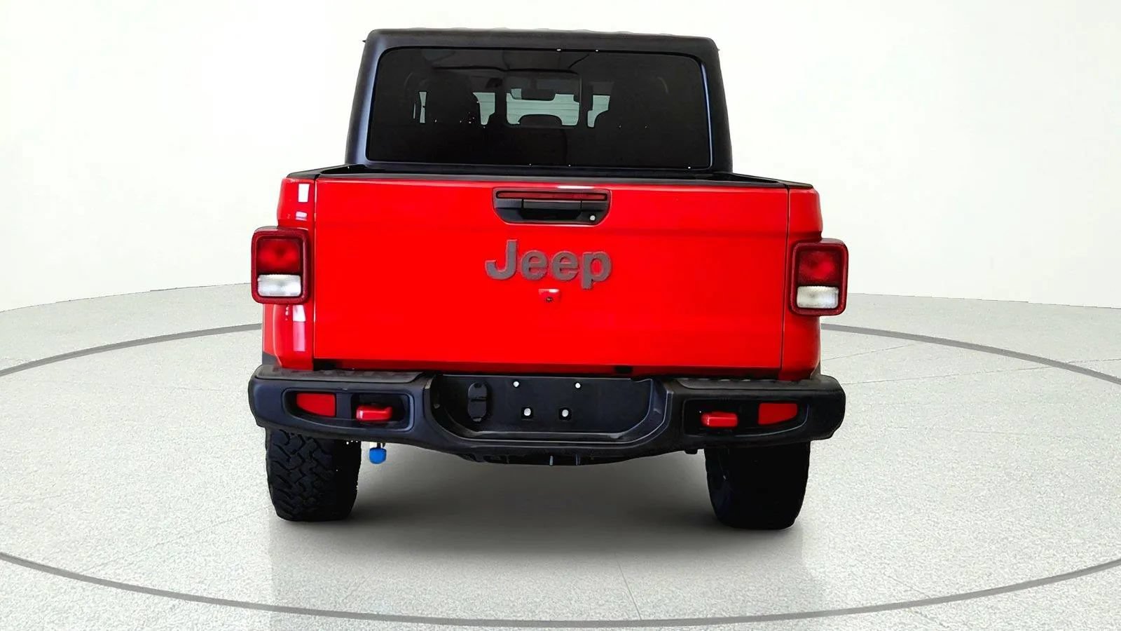 Used 2023 Jeep Gladiator Rubicon w/ Cold Weather Group AWD/4WD image 5