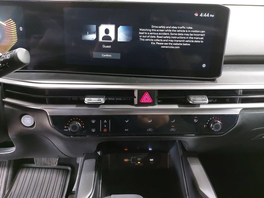 New 2026 Kia Sorento LX FWD image 22