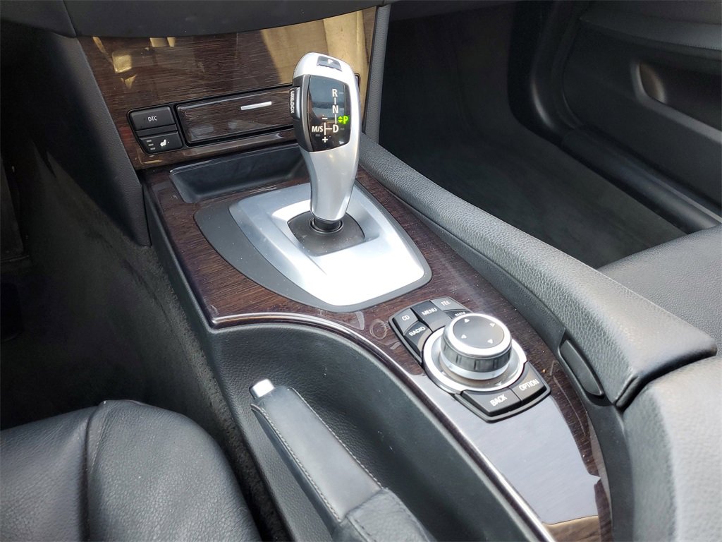 Used 2010 BMW 535i xDrive Wagon image 30