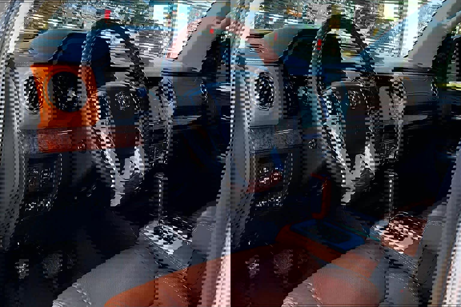 Used 2020 Toyota Tundra 1794 Edition image 17