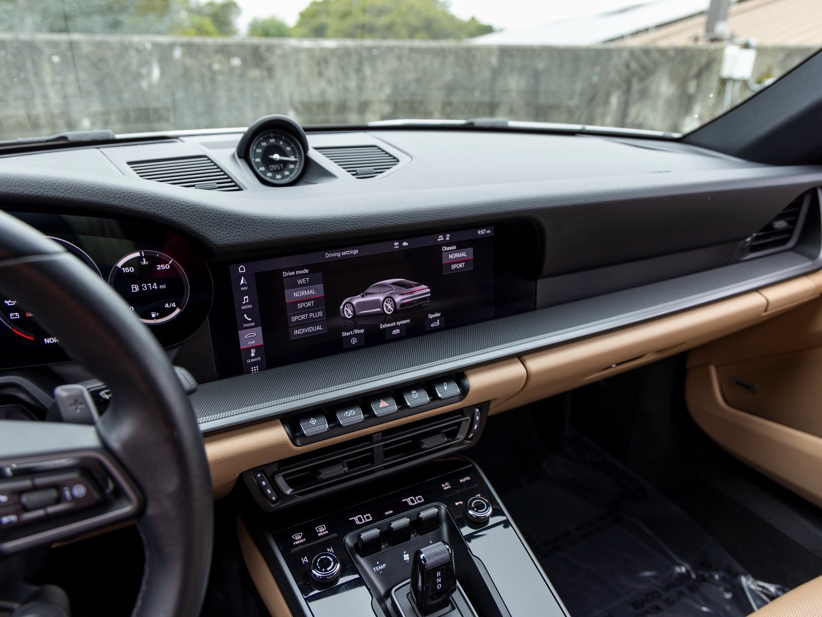 Used 2020 Porsche 911 Carrera S image 35