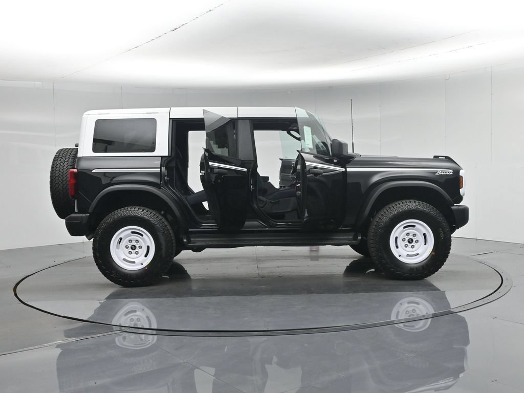New 2026 Ford Bronco Heritage Edition AWD/4WD image 4