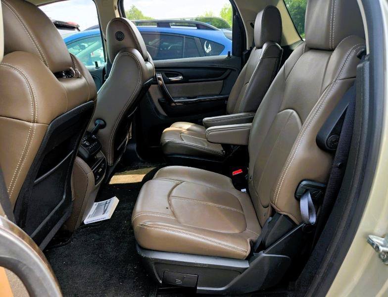 Used 2013 GMC Acadia SLT FWD image 10