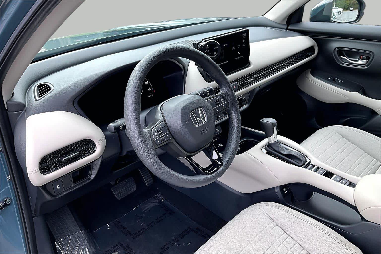 Used 2026 Honda HR-V LX image 17