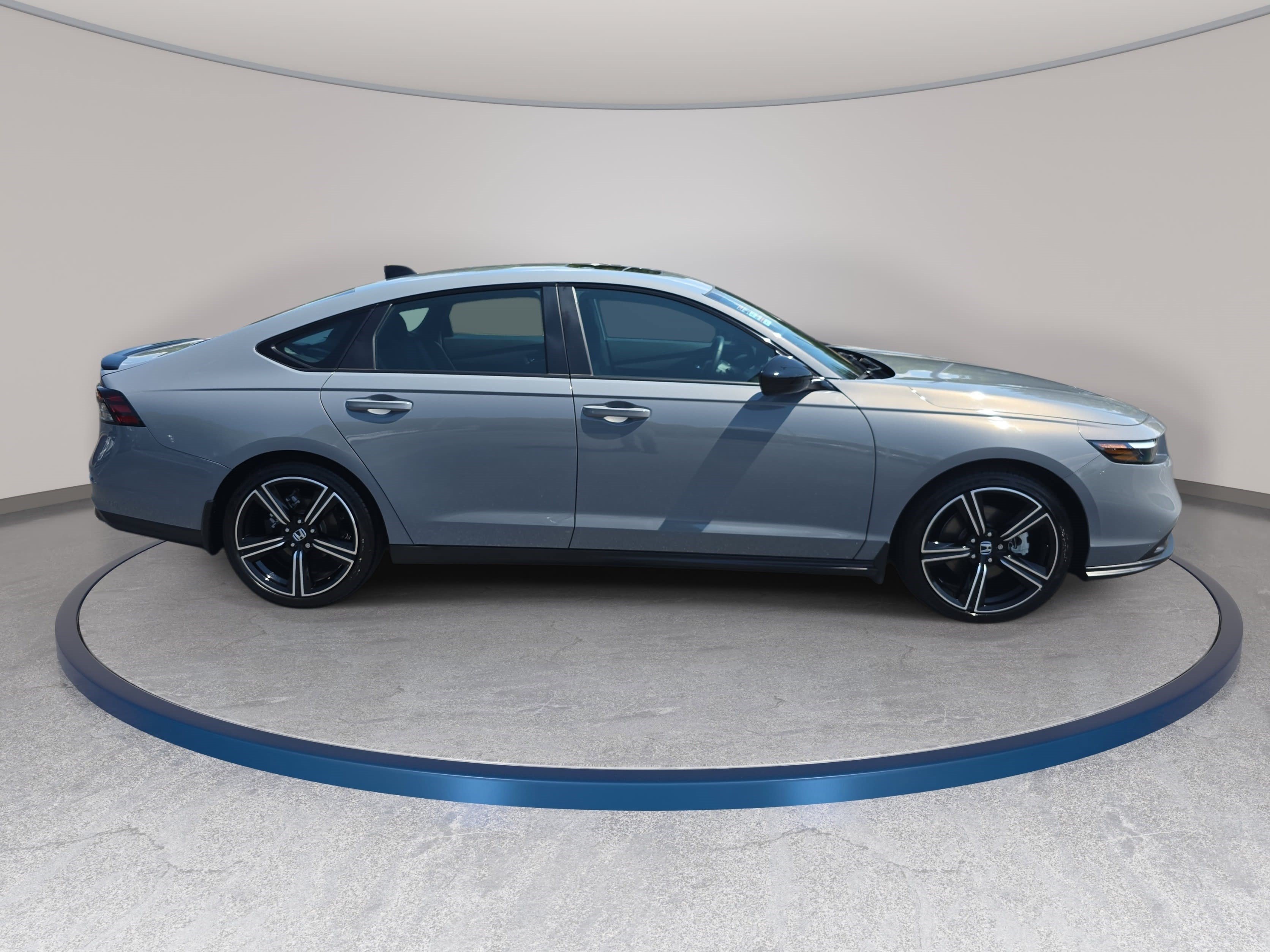 Used 2026 Honda Accord Sport image 4