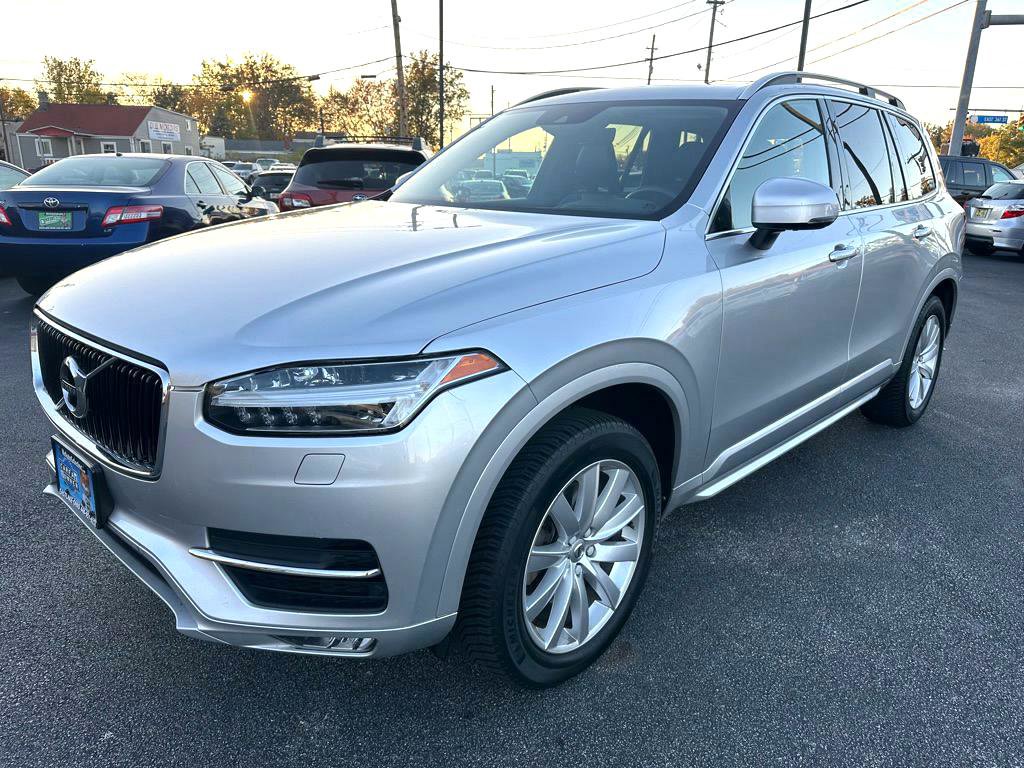 Used 2016 Volvo XC90 T6 Momentum w/ Momentum Plus Package image 1