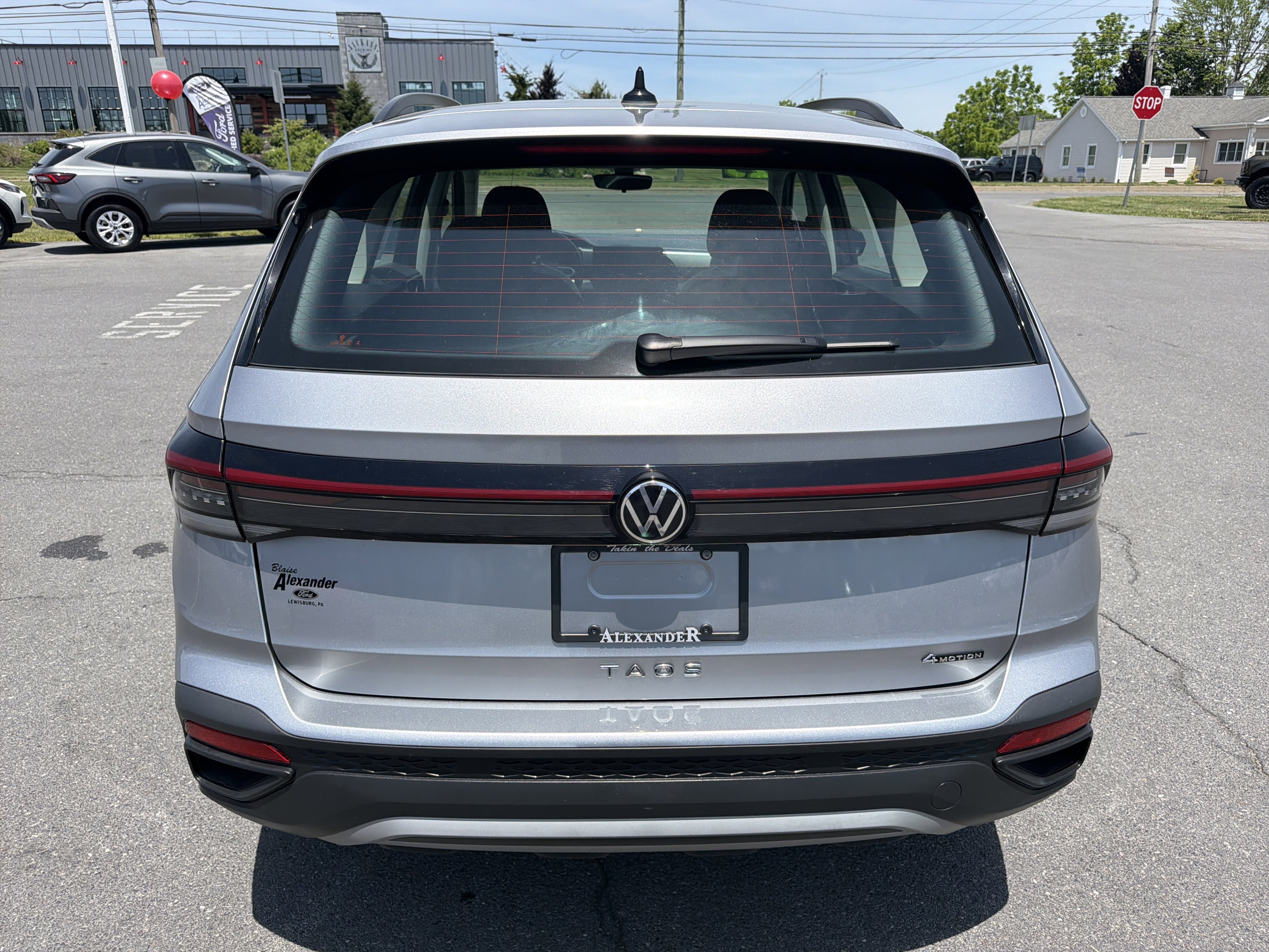 Used 2025 Volkswagen Taos S AWD/4WD video 5